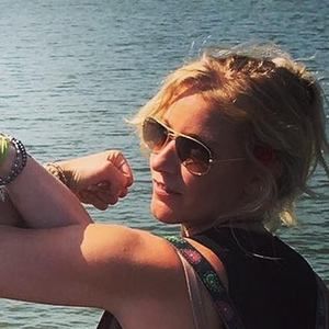 Meet your Posher, Monica